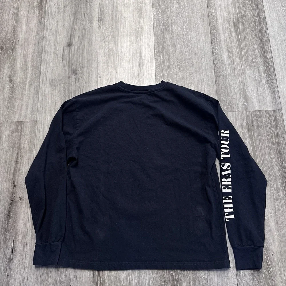 Taylor Swift The Eras Tour Long Sleeve Black Photo Tee Size Medium - Picture 5 of 8